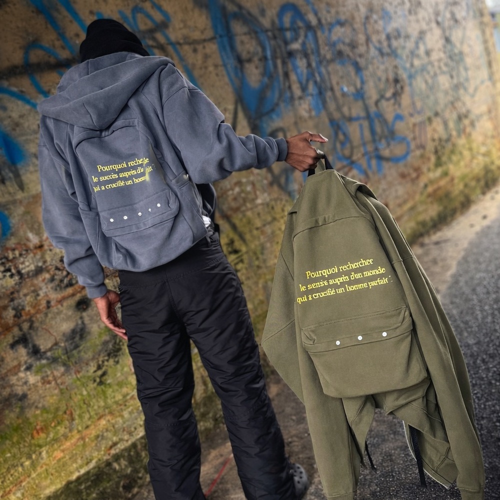 Custom BackPack Jacket - Picture 3 of 9
